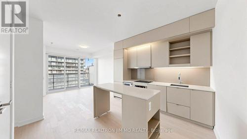 3512 - 101 PETER STREET , Toronto, Ontario M5V 2G9 4