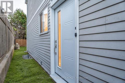 A - 775 KINGFISHER CRESCENT , Ottawa, Ontario K1E 2L5 3