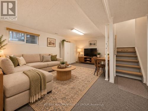 19 Fallow Court, Ottawa, ON 