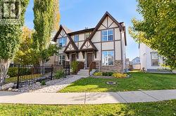 29 Elgin Mews SE  Calgary, AB T2Z 4J9