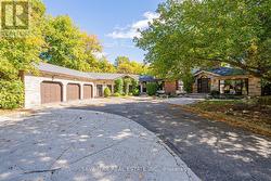 1215 MARTINS BOULEVARD  Brampton, ON L6V 0A1