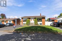 2173 CARNEGIE STREET  Ottawa, ON K1G 2V4
