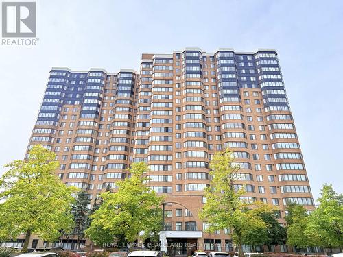 1909 - 80 ALTON TOWERS CIRCLE  Toronto, ON M1V 5E8