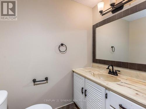 Powder Room - 2298 Bowman Road, Ottawa, ON 