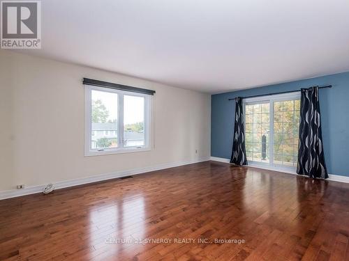 Bedroom 2 with 4 piece ensuite. - 2298 Bowman Road, Ottawa, ON 