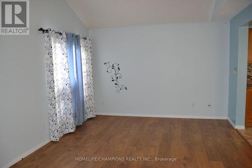 132 Henhoeffer Crescent, Kitchener, ON 