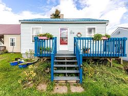 76 Poplar Street Pictou, NS B0K 1H0