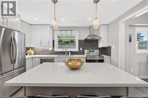 2595 Cavendish Drive, Burlington, ON 
