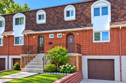 1079 Rue Poulin Longueuil (Greenfield Park), QC J4V 3B6
