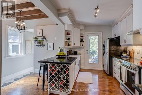 30 ELIZABETH STREET S  Richmond Hill, ON L4C 3V4