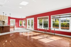 Salon - 