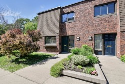 616 Place de Saumur  Saint-Lambert, QC J4S 1S8