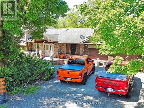 22 RATCLIFF ROAD  Whitchurch-Stouffville, ON L4A 7X5