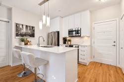 210-2137 Av. d'Oxford  Montréal (Côte-Des-Neiges/Notre-Dame-De-Grâce), QC H4A 2X7