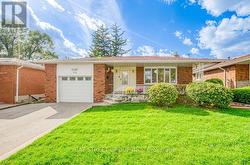 936 SCARBOROUGH GOLF CLU ROAD Toronto, ON M1G 1J9