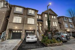 3370 REDPATH CIRCLE  Mississauga, ON L5N 8R1