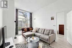 112 - 35 WATERGARDEN DRIVE  Mississauga, ON L5R 0G8