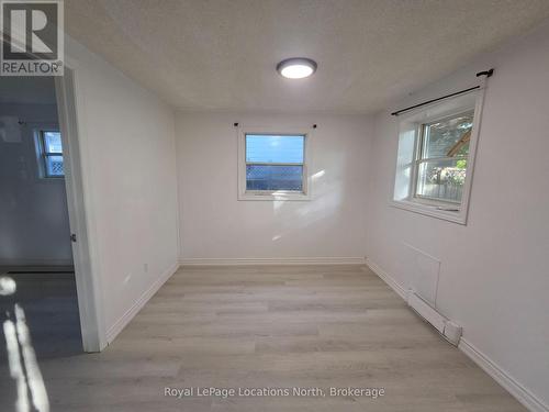 A - 485 BIRCH STREET , Collingwood, Ontario L9Y 2W8 5