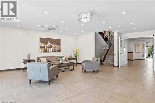 740 AUGUSTA Drive Unit# 204 , Kingston, Ontario K7P 0R5 3