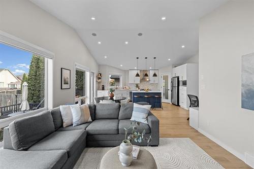 39 Captains Way, Winnipeg, MB 