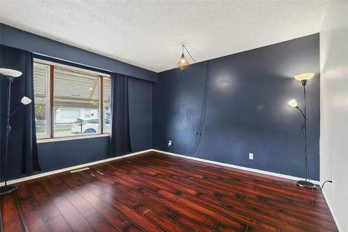 607 Martin Ave, Winnipeg, MB 