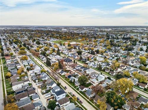 607 Martin Ave, Winnipeg, MB 