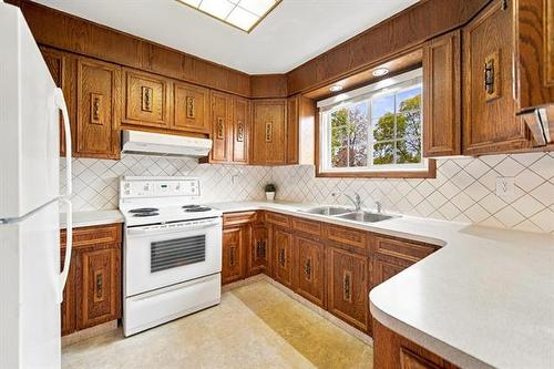 34 Principal Bay, Winnipeg, MB 