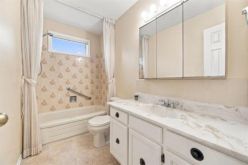 34 Principal Bay, Winnipeg, MB 