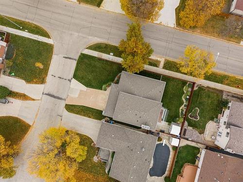 34 Principal Bay, Winnipeg, MB 