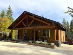 1572 Teetzel Road  Creston, BC V0B 1G7