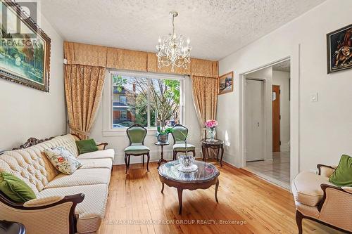 99 Huron Avenue N, Ottawa, ON 