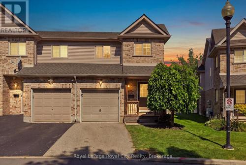 51 - 169 BISMARK DRIVE  Cambridge, ON N1S 5B9