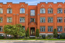 A02-2240 Rue Notre-Dame O. Montréal (Le Sud-Ouest), QC J3J 2V4
