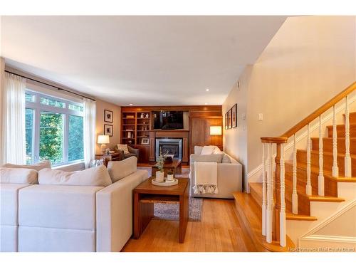 215 Kimble Dr, Fredericton, NB 