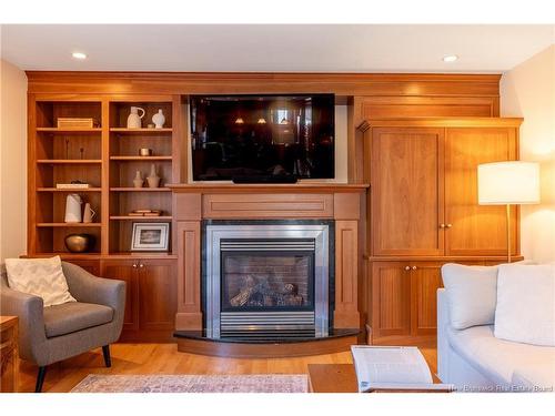 215 Kimble Dr, Fredericton, NB 