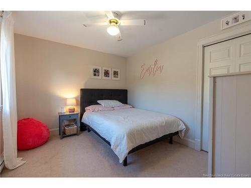 215 Kimble Dr, Fredericton, NB 