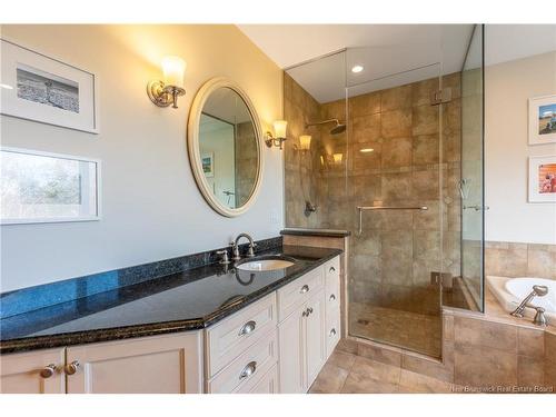 215 Kimble Dr, Fredericton, NB 