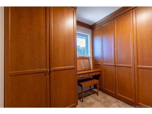 215 Kimble Dr, Fredericton, NB 