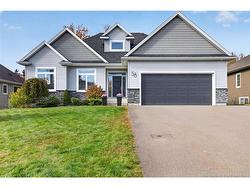 58 Valmont CRES Dieppe, NB E1A 1A2