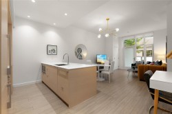 #101-848 Yates St Victoria, BC V8W 0G2