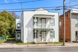 628 Rue Labelle Saint-Jérôme, QC J7Z 5L5