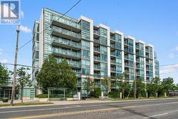 511 - 3840 BATHURST STREET Toronto, ON M3H 6C6