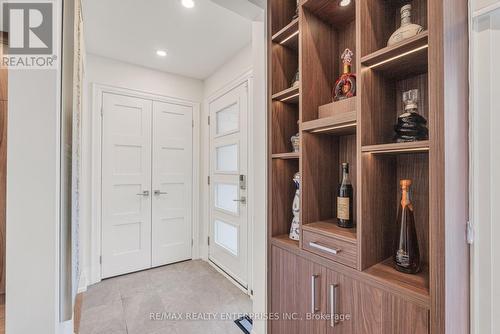 2223 Belfast Crescent, Mississauga, ON 