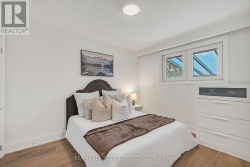 2223 Belfast Crescent, Mississauga, ON 