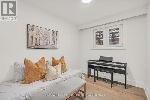 2223 Belfast Crescent, Mississauga, ON 