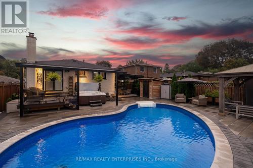 2223 Belfast Crescent, Mississauga, ON 