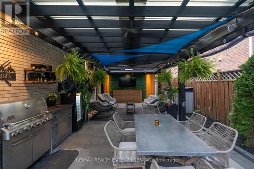 2223 Belfast Crescent, Mississauga, ON 