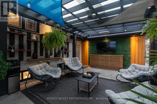 2223 Belfast Crescent, Mississauga, ON 