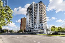 1103 - 840 QUEENS PLATE DRIVE  Toronto (West Humber-Clairville), ON M9W 6Z3