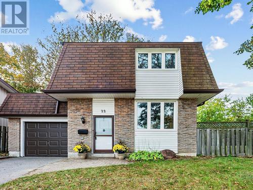 22 HARPER COURT  Whitby, ON L1N 5X9